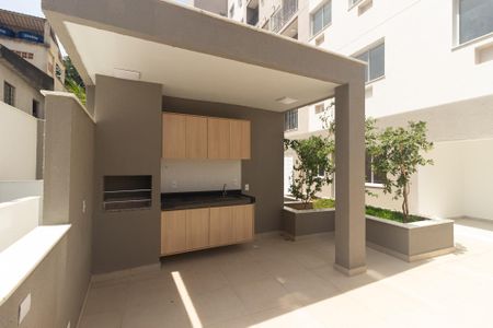 Apartamento à venda com 48m², 2 quartos e 1 vaga Apartamento à venda com 48m², 2 quartos e 1 vagaÁrea comum - Churrasqueira