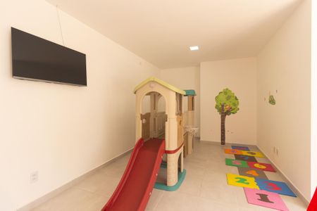 Apartamento à venda com 48m², 2 quartos e 1 vaga Apartamento à venda com 48m², 2 quartos e 1 vagaÁrea comum - Playground