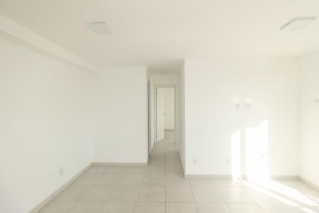 Sala de apartamento para alugar com 2 quartos, 48m² em Campo Grande, Rio de Janeiro
