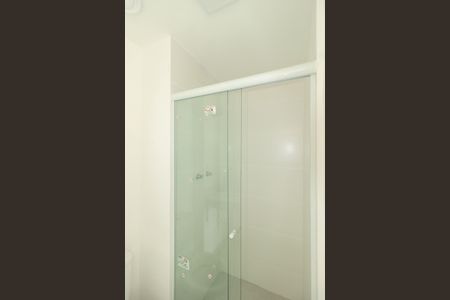 Apartamento à venda com 48m², 2 quartos e 1 vaga Apartamento à venda com 48m², 2 quartos e 1 vagaBanheiro da Suíte