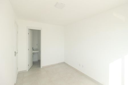 Suíte de apartamento para alugar com 2 quartos, 48m² em Campo Grande, Rio de Janeiro
