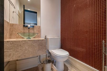 Lavabo de apartamento à venda com 1 quarto, 97m² em Pinheiros, São Paulo