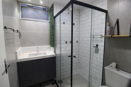 Banheiro de apartamento à venda com 2 quartos, 44m² em Jardim Amaralina, São Paulo