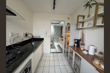 Cozinha de apartamento à venda com 3 quartos, 63m² em Piratininga, Osasco