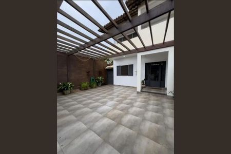 Casa à venda com 4 quartos, 420m² em Setor Jao, Goiânia