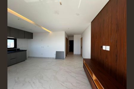 Apartamento à venda com 79m², 2 quartos e 1 vaga
