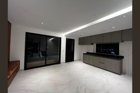 Apartamento à venda com 79m², 2 quartos e 1 vaga