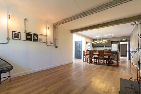 Sala de casa para alugar com 3 quartos, 300m² em Chácara Seis de Outubro, São Paulo