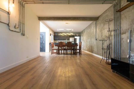Sala de casa para alugar com 3 quartos, 300m² em Chácara Seis de Outubro, São Paulo