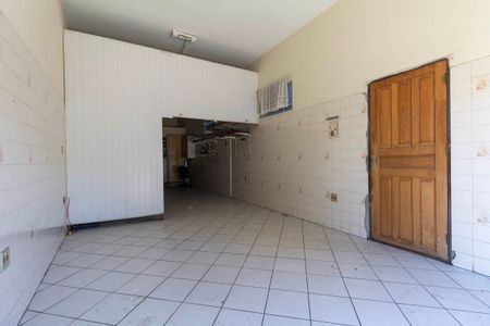 Área externa de casa à venda com 4 quartos, 195m² em Jardim Santa Teresinha, São Paulo