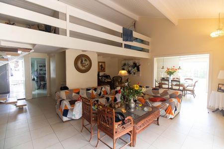 Casa de Condomínio à venda com 4 quartos, 1155m² em Itaipu, Niterói