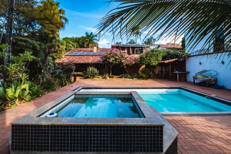 Casa à venda com 6 quartos, 403m² em Pampulha, Belo Horizonte