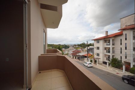 Varanda da Suíte de casa para alugar com 2 quartos, 75m² em Real Parque, São José