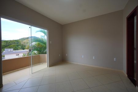 Casa para alugar com 75m², 2 quartos e 1 vagaSuíte