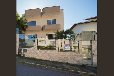 Fachada de casa para alugar com 2 quartos, 75m² em Real Parque, São José