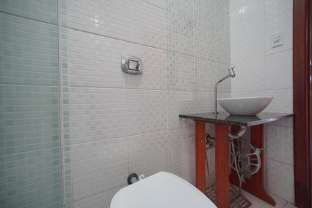 Casa para alugar com 75m², 2 quartos e 1 vagaBanheiro