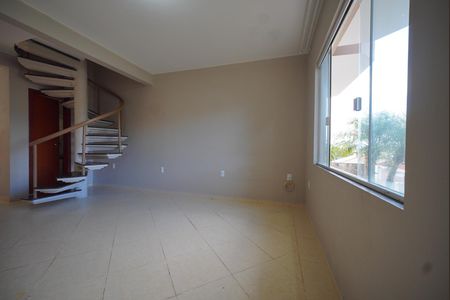 Casa para alugar com 75m², 2 quartos e 1 vagaSala