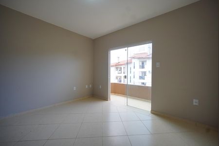 Casa para alugar com 75m², 2 quartos e 1 vagaSuíte