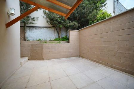 Casa para alugar com 75m², 2 quartos e 1 vagaÁrea externa