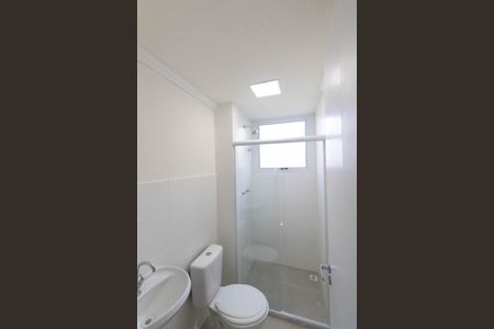 Banheiro de apartamento para alugar com 2 quartos, 48m² em Campo Grande, Rio de Janeiro