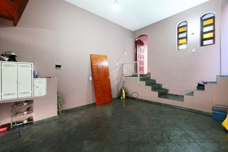 Garagem de casa para alugar com 2 quartos, 50m² em Jardim Record, Taboão da Serra
