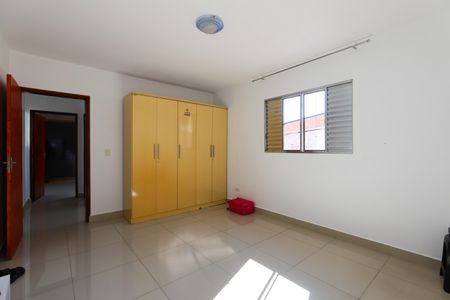 Quarto 2 de casa para alugar com 2 quartos, 50m² em Jardim Record, Taboão da Serra