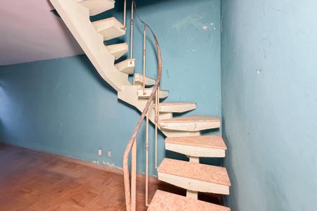 Corredor de casa à venda com 3 quartos, 135m² em Vila Mariana, São Paulo