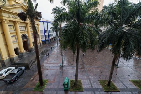 Apartamento à venda com 2 quartos, 142m² em Centro, Campinas