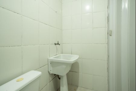 Banheiro de kitnet/studio para alugar com 1 quarto, 24m² em Vila Clementino, São Paulo