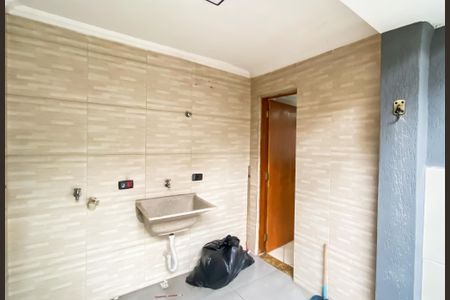 Área de Serviço de casa para alugar com 2 quartos, 80m² em Vila Buenos Aires, São Paulo