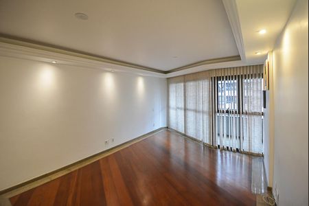 Apartamento à venda com 152m², 3 quartos e 2 vagasSala