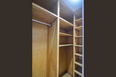 Apartamento à venda com 152m², 3 quartos e 2 vagasCloset