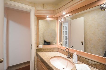 Apartamento à venda com 152m², 3 quartos e 2 vagasLavabo