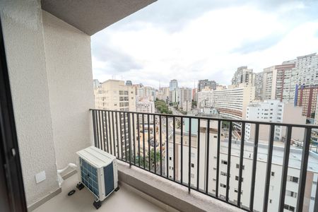 Studio para alugar com 20m², 1 quarto e sem vaga Studio para alugar com 20m², 1 quarto e sem vagaSacada