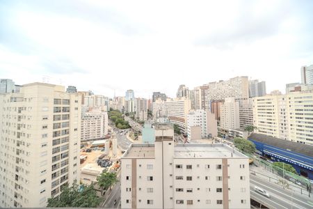 Studio para alugar com 20m², 1 quarto e sem vaga Studio para alugar com 20m², 1 quarto e sem vagaSacada