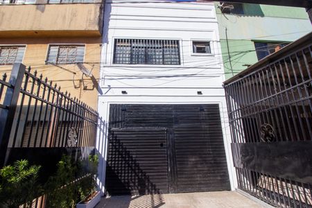 Casa à venda com 2 quartos, 150m² em Csg 18, Brasília