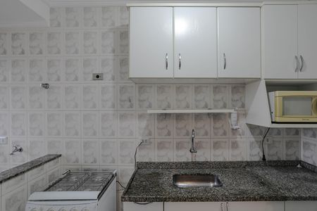 Apartamento para alugar com 56m², 2 quartos e 1 vaga Apartamento para alugar com 56m², 2 quartos e 1 vagaCozinha