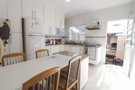 Casa para alugar com 109m², 3 quartos e 2 vagas Casa para alugar com 109m², 3 quartos e 2 vagasCozinha