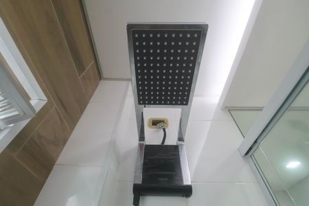 Banheiro Social de apartamento para alugar com 2 quartos, 50m² em Vila Alzira, Guarujá