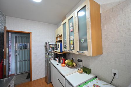 Cozinha de apartamento à venda com 2 quartos, 58m² em Planalto Paulista, São Paulo