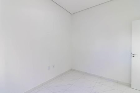 Quarto 1 de apartamento para alugar com 2 quartos, 42m² em Vila Nova Cachoeirinha, São Paulo