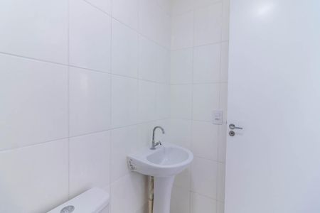 Banheiro de apartamento para alugar com 2 quartos, 42m² em Vila Nova Cachoeirinha, São Paulo