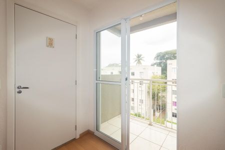 Apartamento à venda com 55m², 2 quartos e 1 vaga Apartamento à venda com 55m², 2 quartos e 1 vagaVaranda da Sala