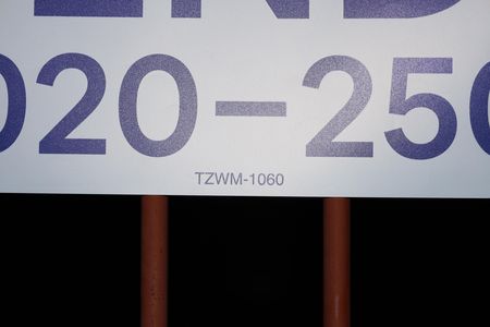 Casa à venda com 312m², 6 quartos e 6 vagasPlaca GRANDE instalada no portão do imóvel, dia 23.07.2026 - Código da placa: TZWM-1060