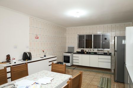 Casa à venda com 312m², 6 quartos e 6 vagasCozinha