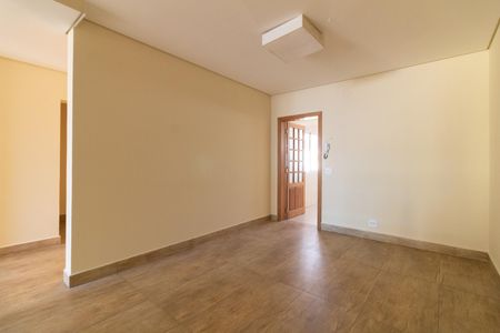 Casa para alugar com 277m², 3 quartos e 3 vagas Casa para alugar com 277m², 3 quartos e 3 vagasSala de Jantar