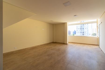 Casa para alugar com 277m², 3 quartos e 3 vagas Casa para alugar com 277m², 3 quartos e 3 vagasSala