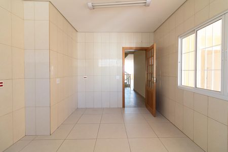 Cozinha de casa para alugar com 3 quartos, 277m² em Jaguaré, São Paulo