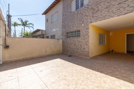 Casa para alugar com 277m², 3 quartos e 3 vagas Casa para alugar com 277m², 3 quartos e 3 vagasGaragem