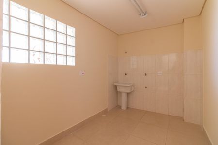 Casa para alugar com 277m², 3 quartos e 3 vagas Casa para alugar com 277m², 3 quartos e 3 vagasLavanderia
